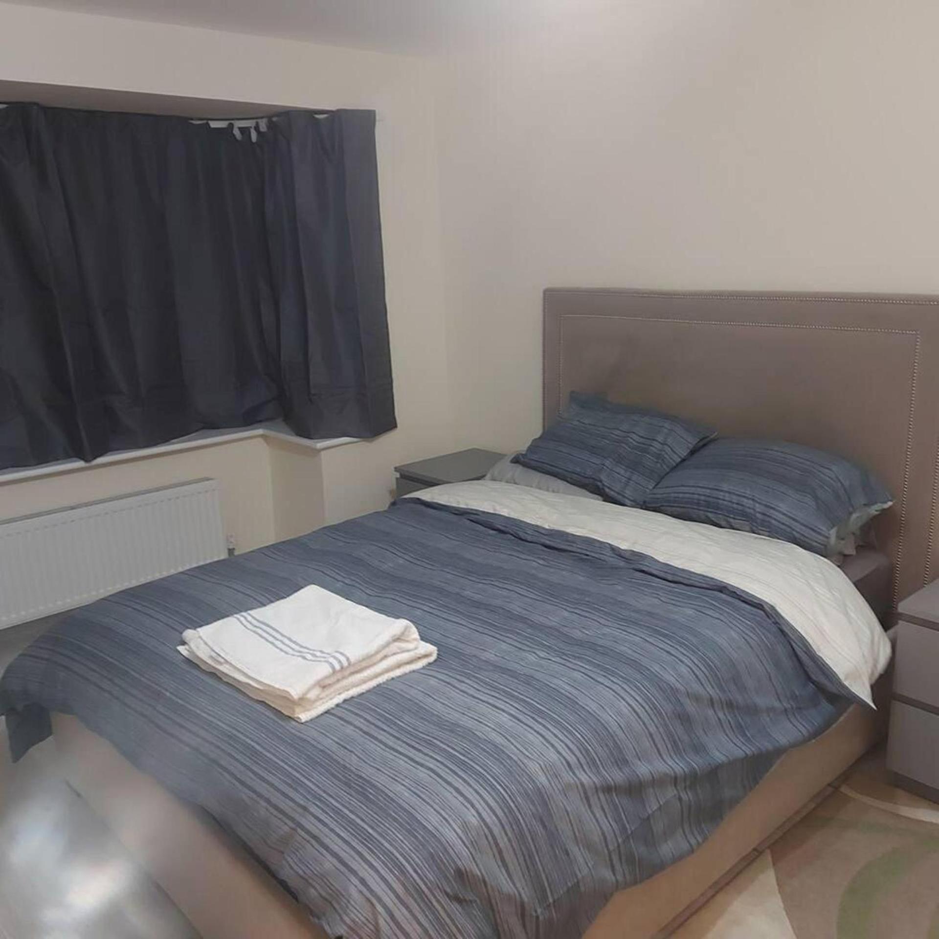 Lovely & Beautiful 2 Bed-Apartment In Borehamwood Kültér fotó