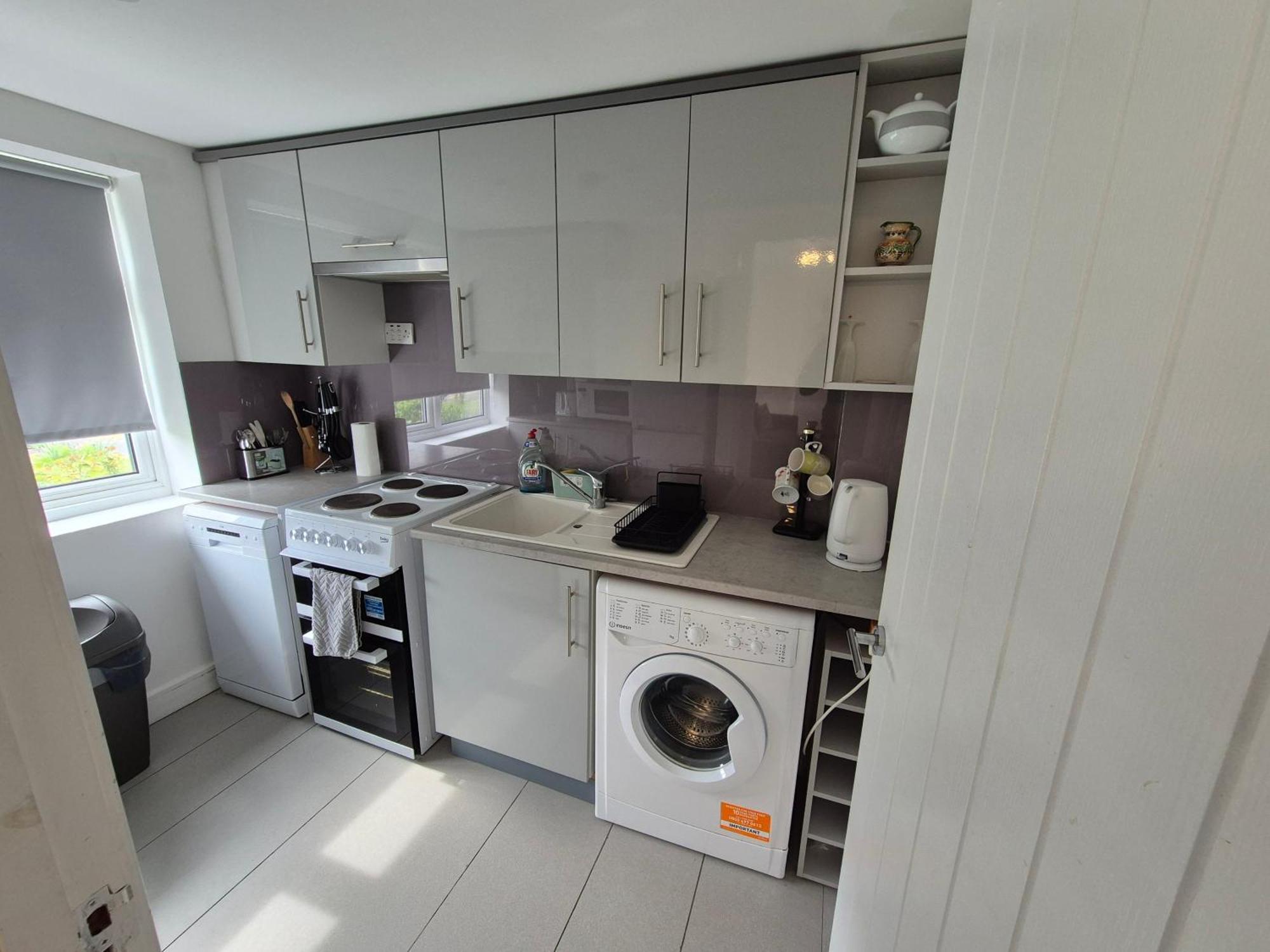 Lovely & Beautiful 2 Bed-Apartment In Borehamwood Kültér fotó
